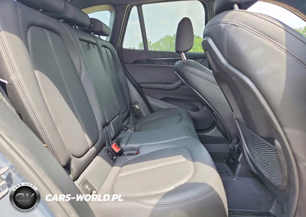 2020 BMW X1 xDrive28I VIN:WBXJG9C01L5R77755 - 11