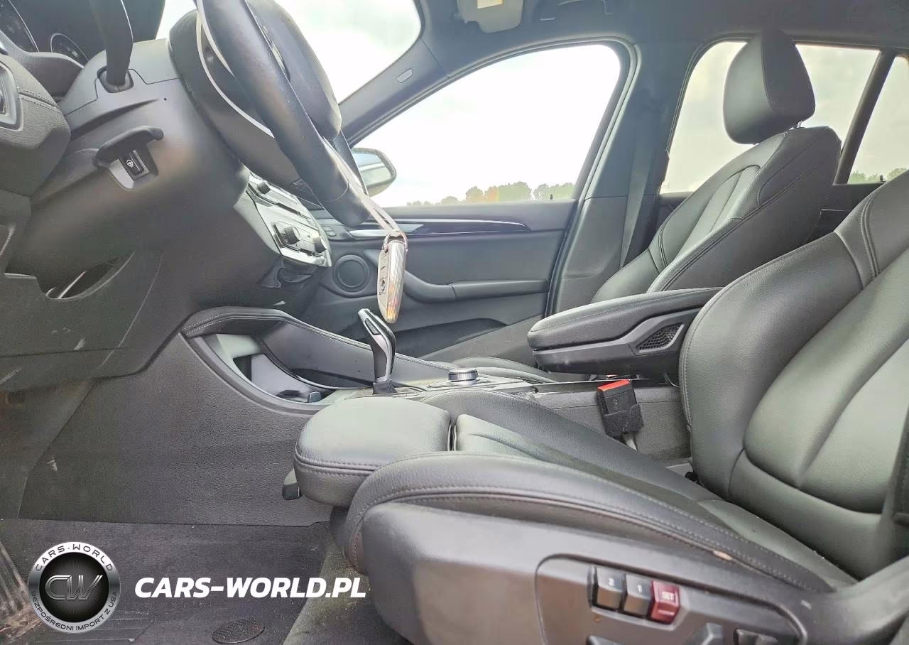 2020 BMW X1 xDrive28I VIN:WBXJG9C01L5R77755 - 7