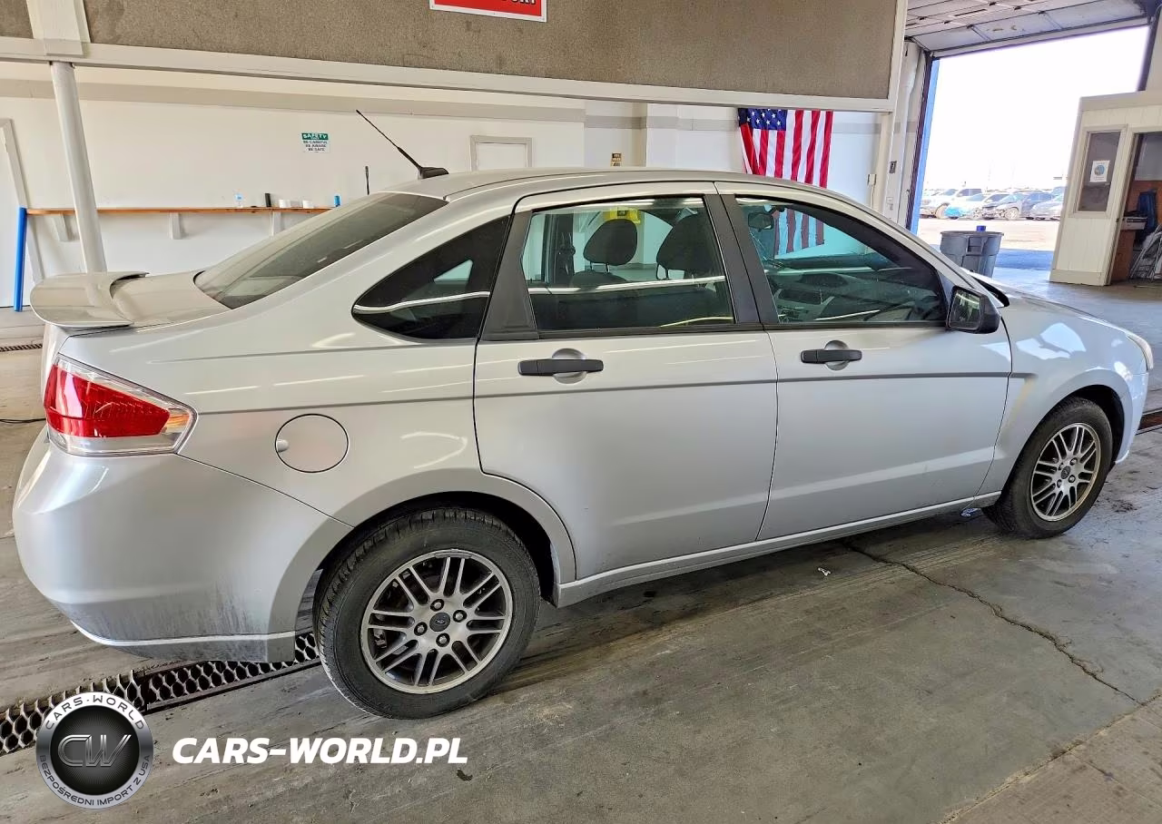 2011 Ford Focus Se VIN:1FAHP3FN9BW120548 - 3