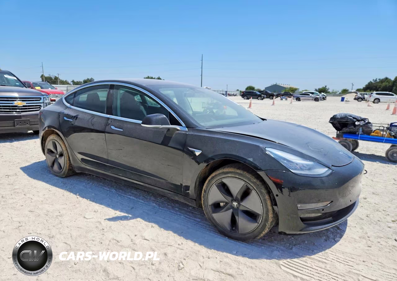 2018 Tesla Model 3 VIN:5YJ3E1EA8JF075893 - 4