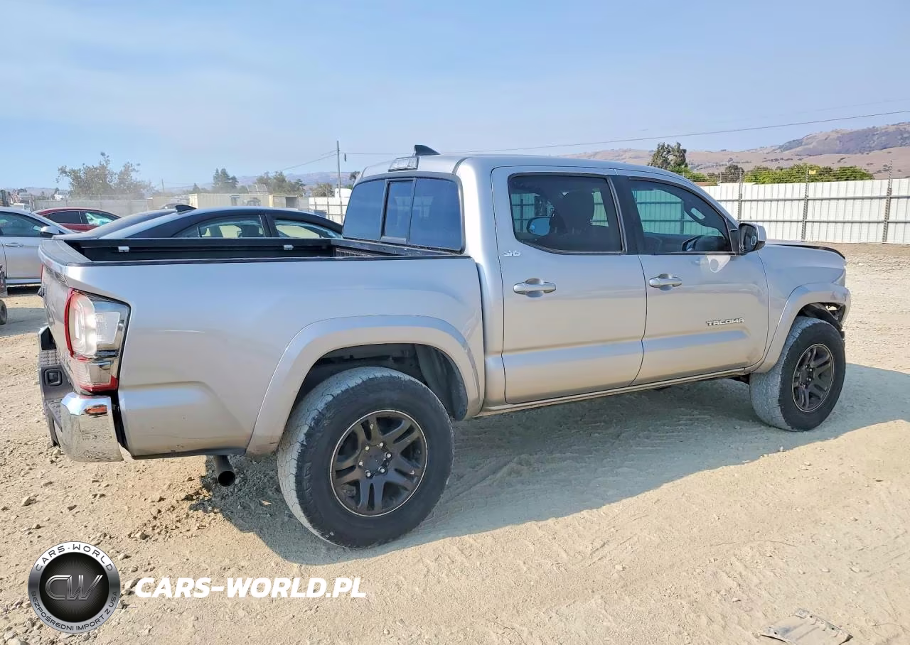 2017 Toyota Tacoma Sr5 V6 VIN:5TFCZ5AN5HX087598 - 3