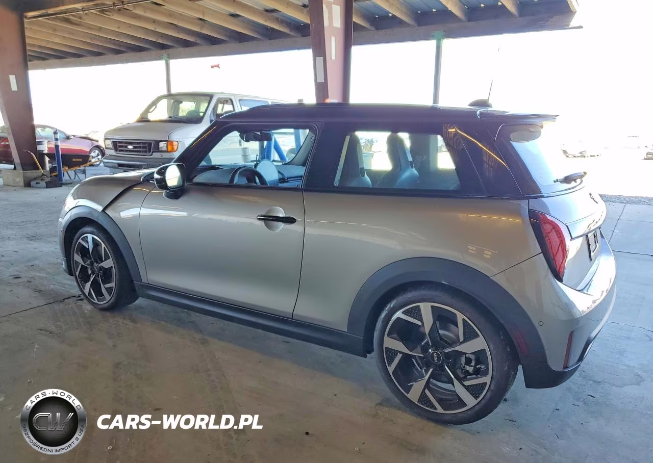 2025 Mini Cooper S VIN:WMW23GD0XS2X03158 - 2