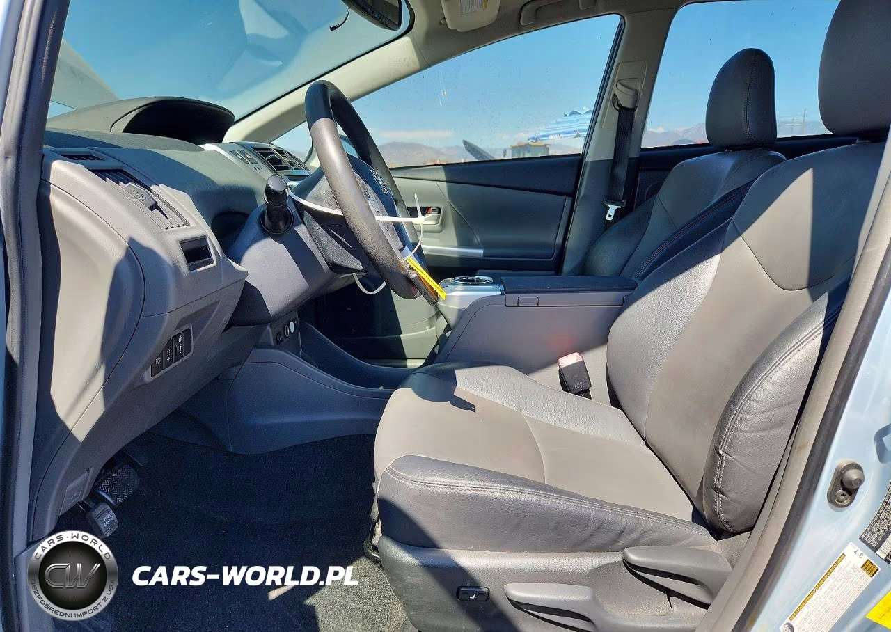 2012 Toyota Prius V Five VIN:JTDZN3EU1C3044517 - 7