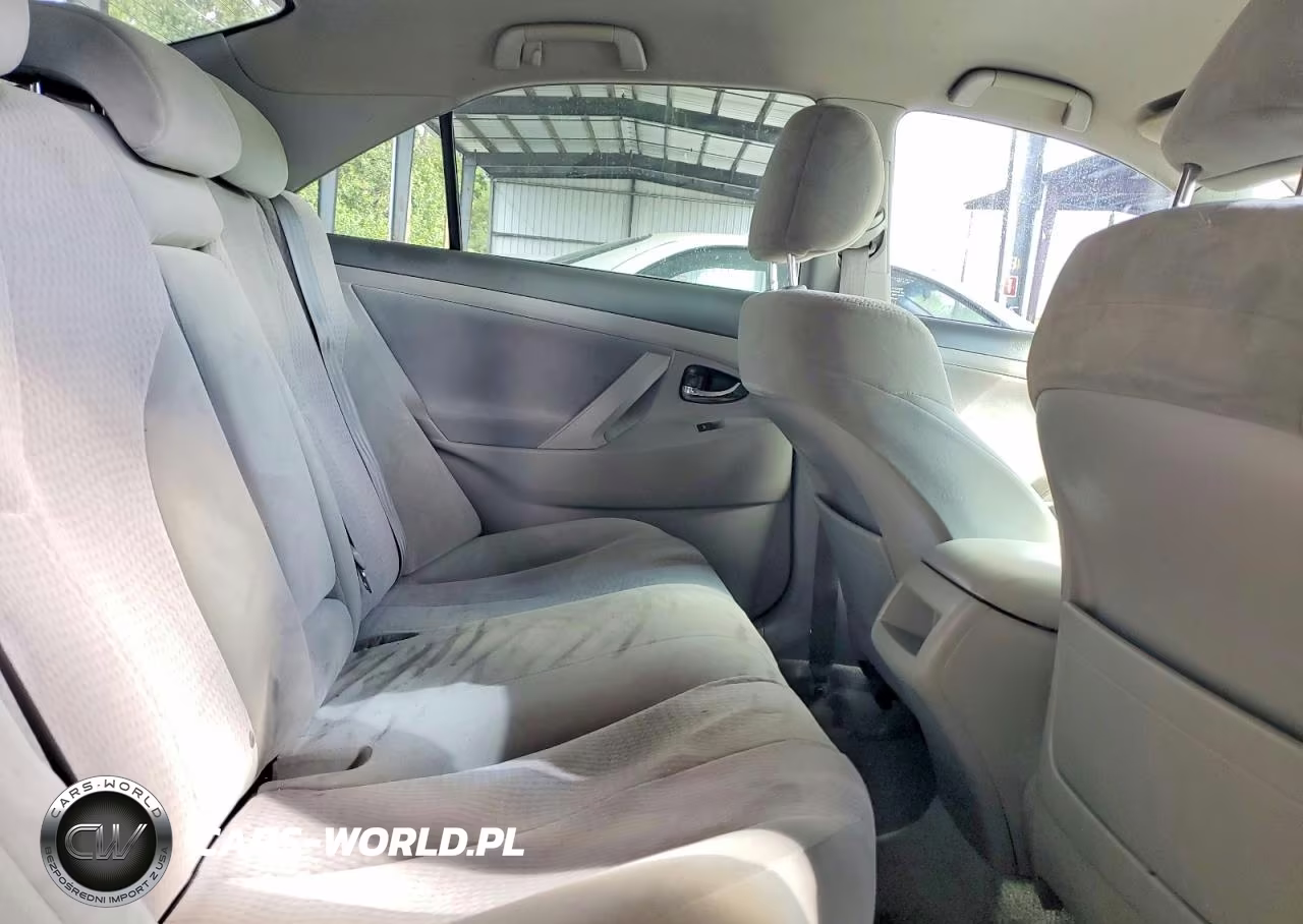 2010 Toyota Camry Le VIN:4T4BF3EK4AR017026 - 10