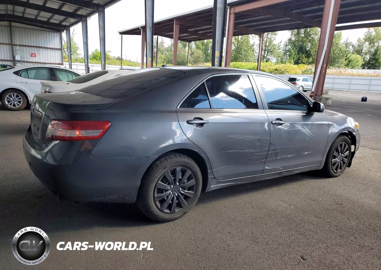 2010 Toyota Camry Le VIN:4T4BF3EK4AR017026 - 3