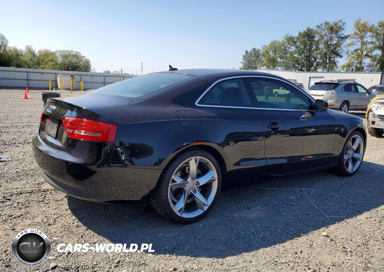 2011 Audi A5 Premium Plus VIN:WAULFAFRXBA081297 - 3