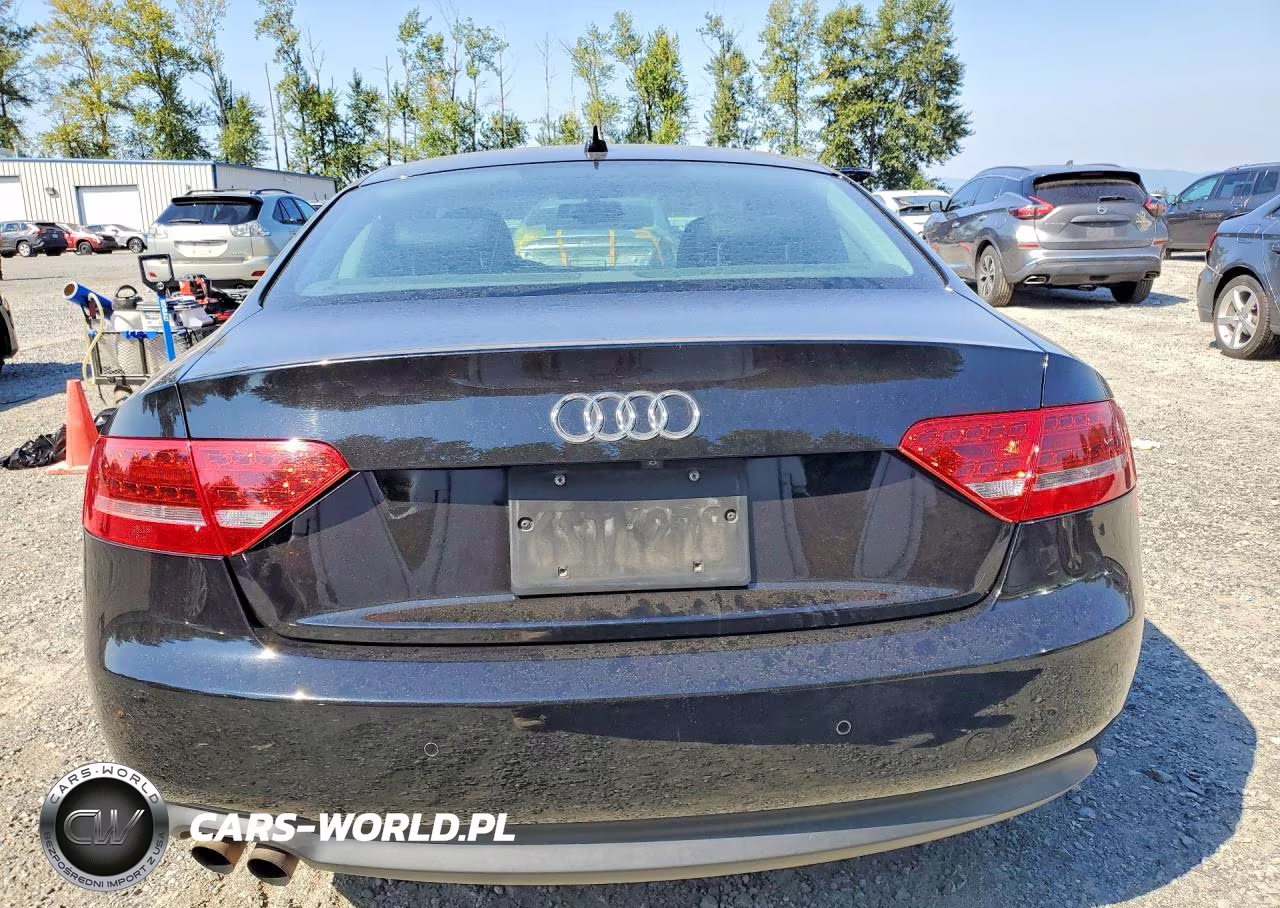 2011 Audi A5 Premium Plus VIN:WAULFAFRXBA081297 - 6