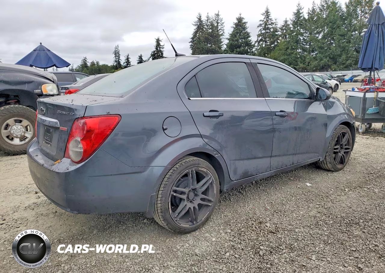 2013 Chevrolet Sonic Lt VIN:1G1JC5SB9D4120135 - 3