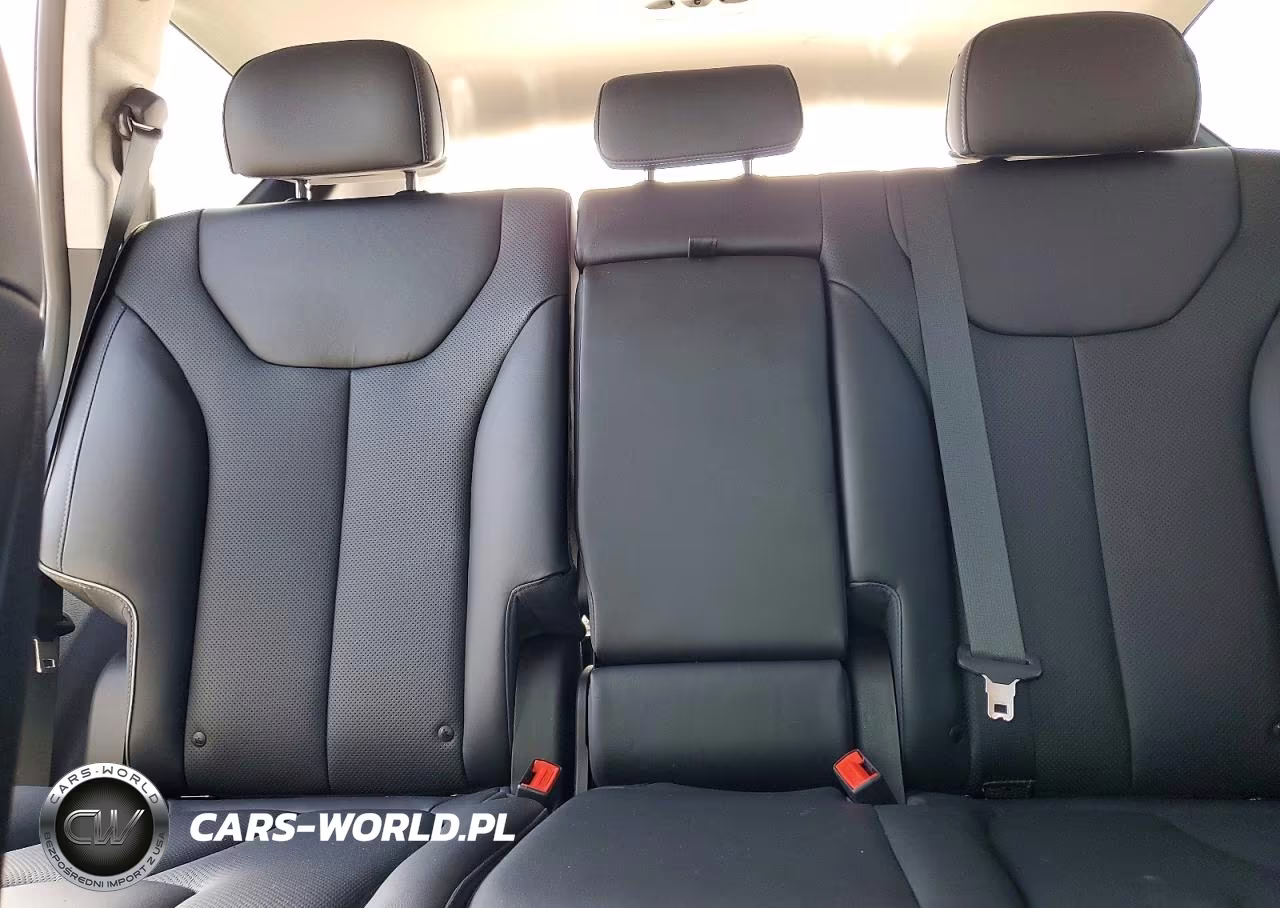 2021 Hyundai Santa Fe Limited VIN:5NMS44AL4MH327729 - 10