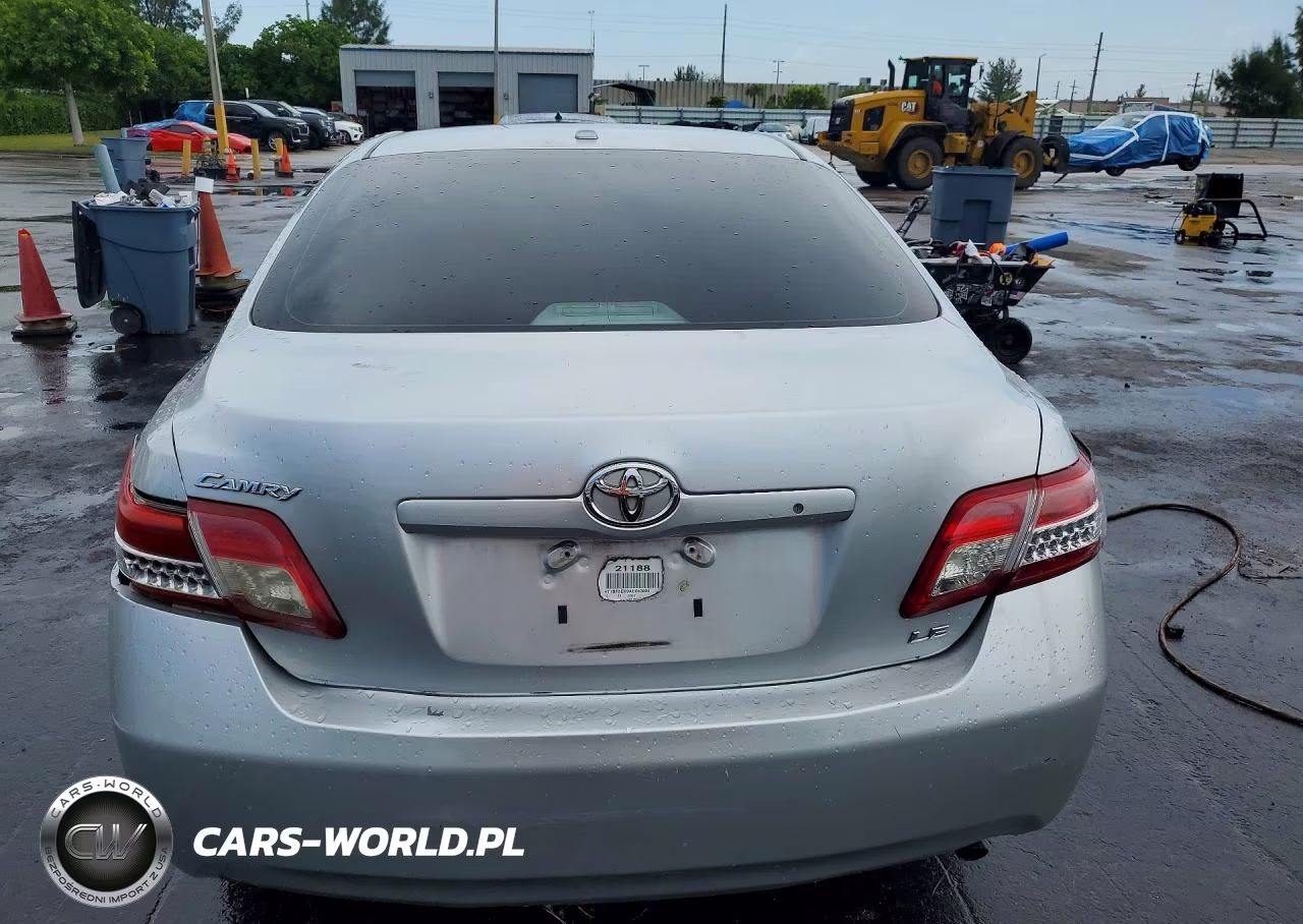 2010 Toyota Camry Le VIN:4T1BF3EK9AU042904 - 6
