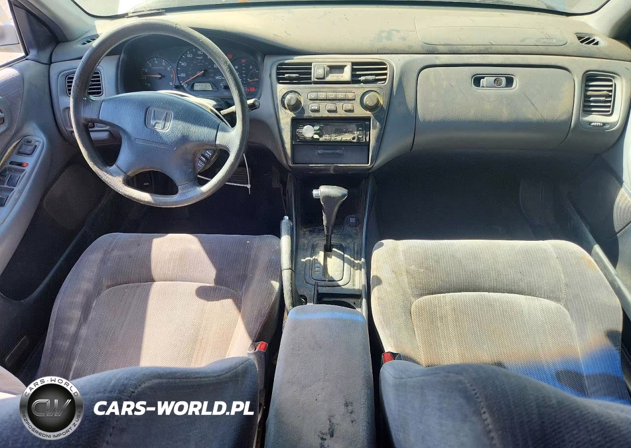 1999 Honda Accord Lx VIN:JHMCG564XXC035992 - 8