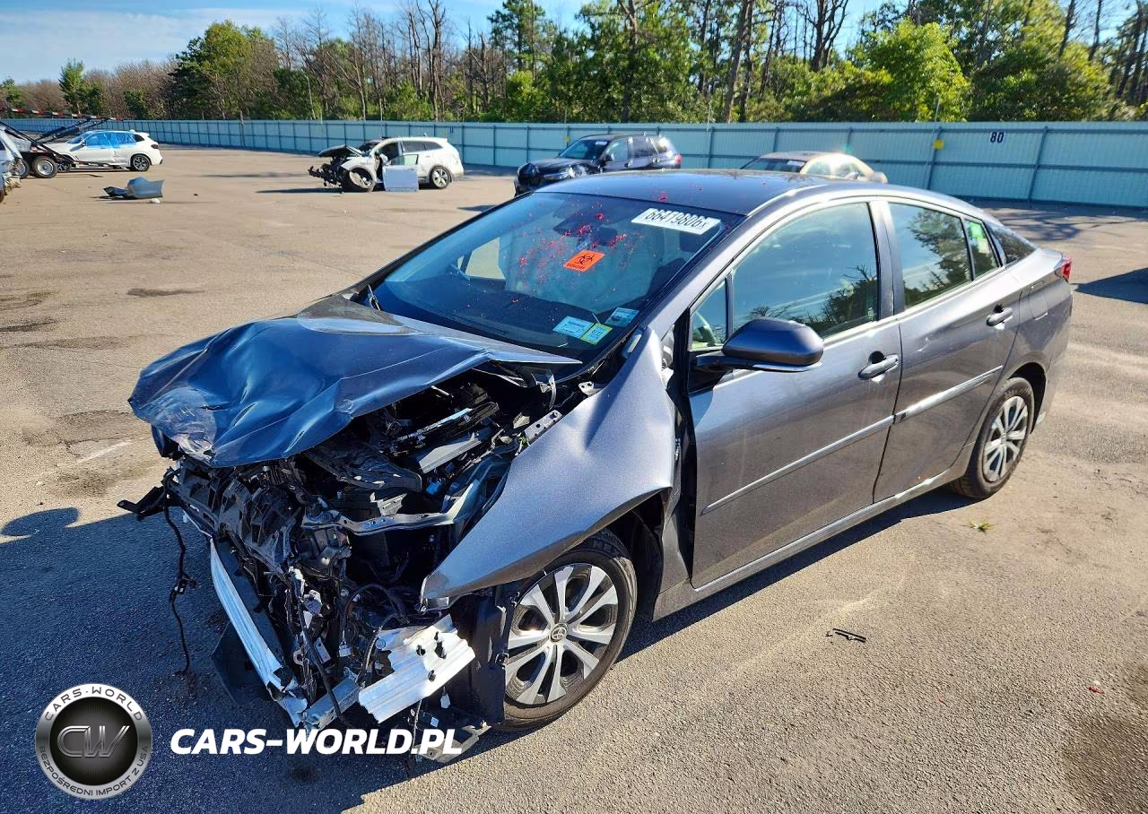 2019 Toyota Prius Le Awd-E – zdjęcie 1 z 12