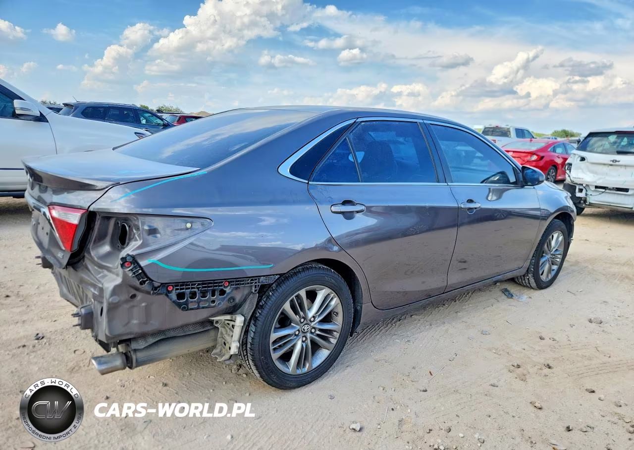 2017 Toyota Camry Se VIN:4T1BF1FK5HU752878 - 3
