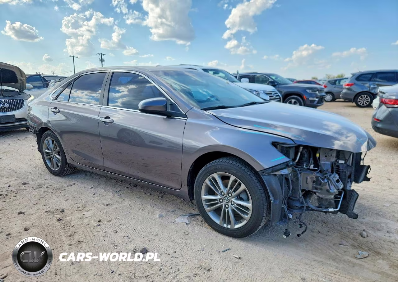 2017 Toyota Camry Se VIN:4T1BF1FK5HU752878 - 4