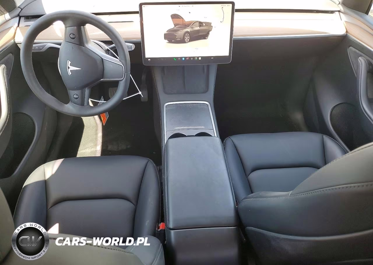 2023 Tesla Model Y VIN:7SAYGAEE0PF738551 - 8