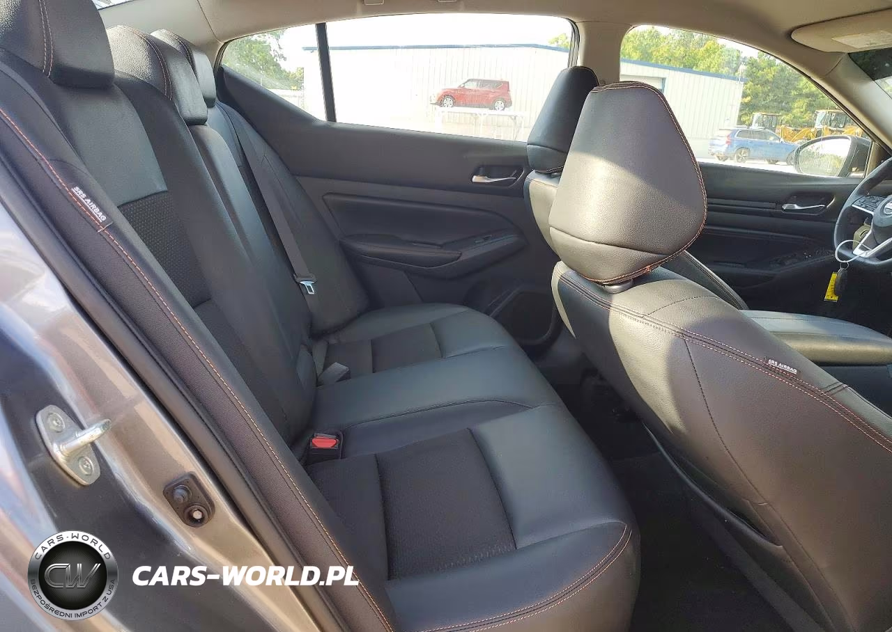 2019 Nissan Altima Sr VIN:1N4BL4CV9KC157063 - 10