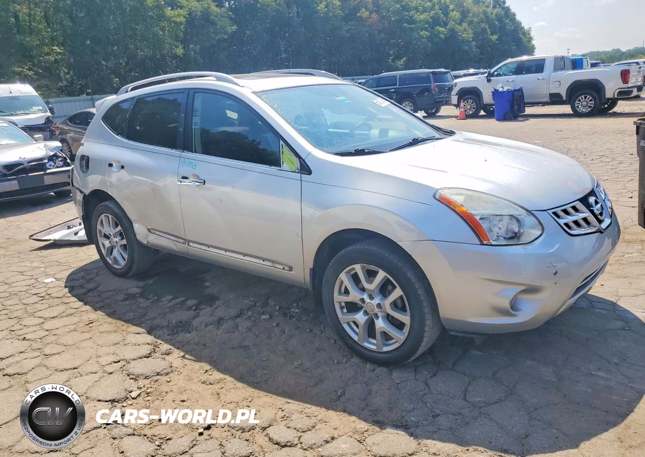 2011 Nissan Rogue S VIN:JN8AS5MV5BW664252 - 4