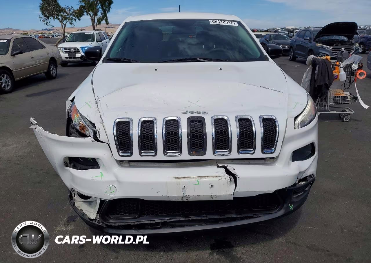 2014 Jeep Cherokee Sport VIN:1C4PJMAB9EW303155 - 5