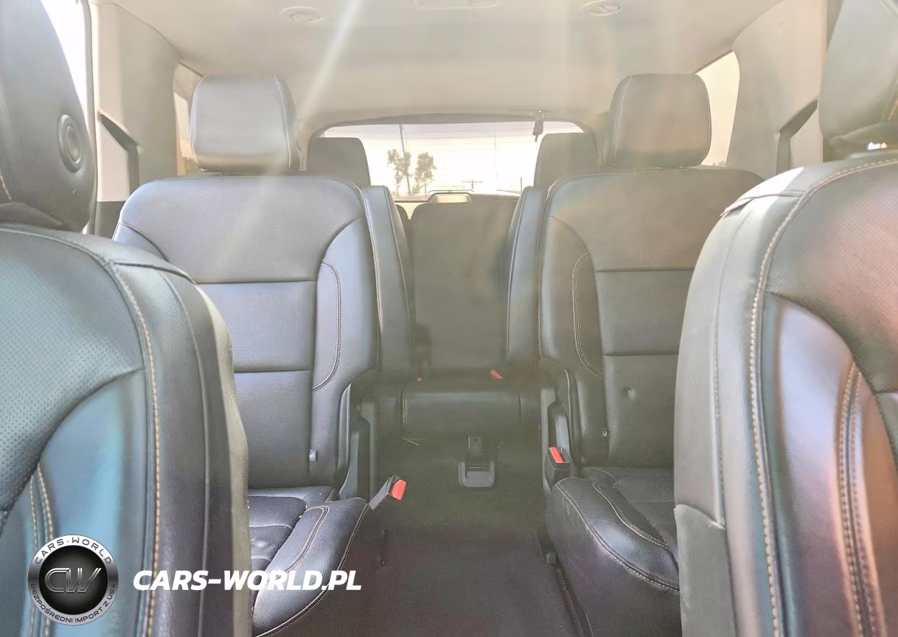 2018 Chevrolet Traverse Premier VIN:1GNEVJKW7JJ252023 - 10