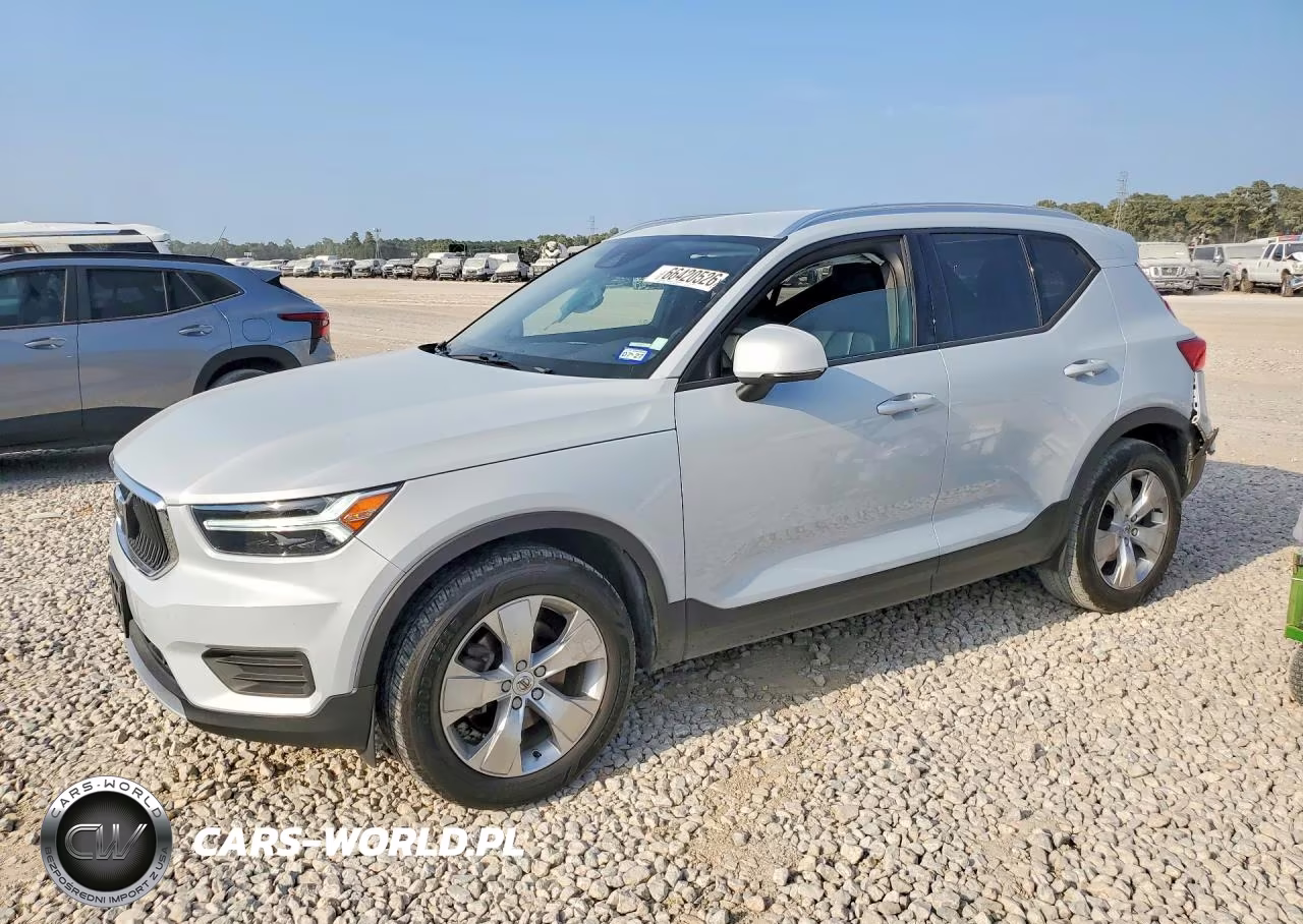 2022 Volvo Xc40 T4 Momentum VIN:YV4AC2HK1N2725645 - 1