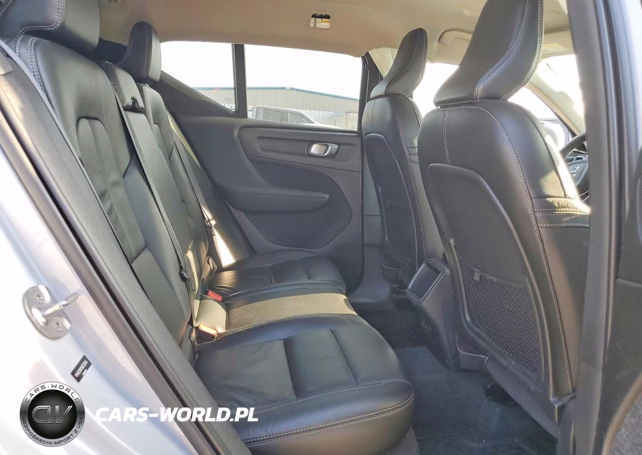 2022 Volvo Xc40 T4 Momentum VIN:YV4AC2HK1N2725645 - 11