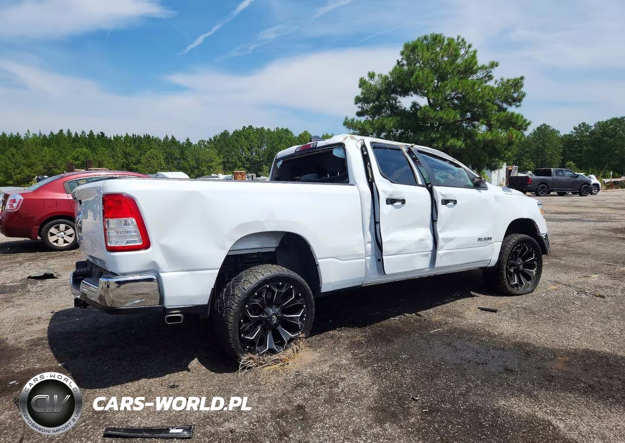 2019 Ram 1500 Big Horn-Lone Star VIN:1C6RREBG1KN684087 - 3