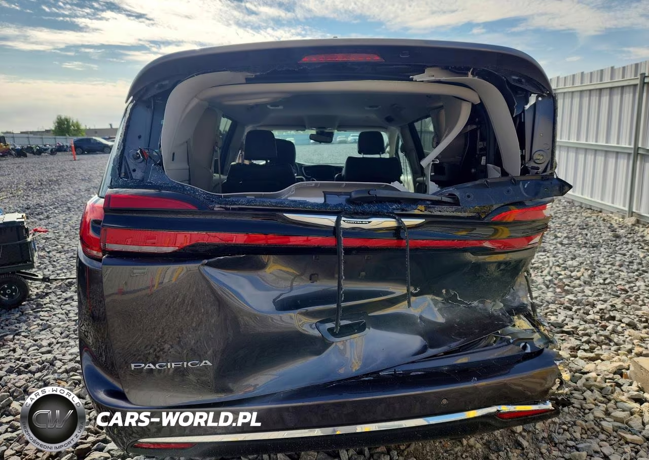 2023 Chrysler Pacifica Touring L VIN:2C4RC1BG9PR517554 - 6