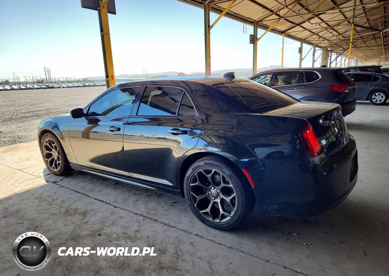 2016 Chrysler 300 S VIN:2C3CCABG3GH261377 - 2