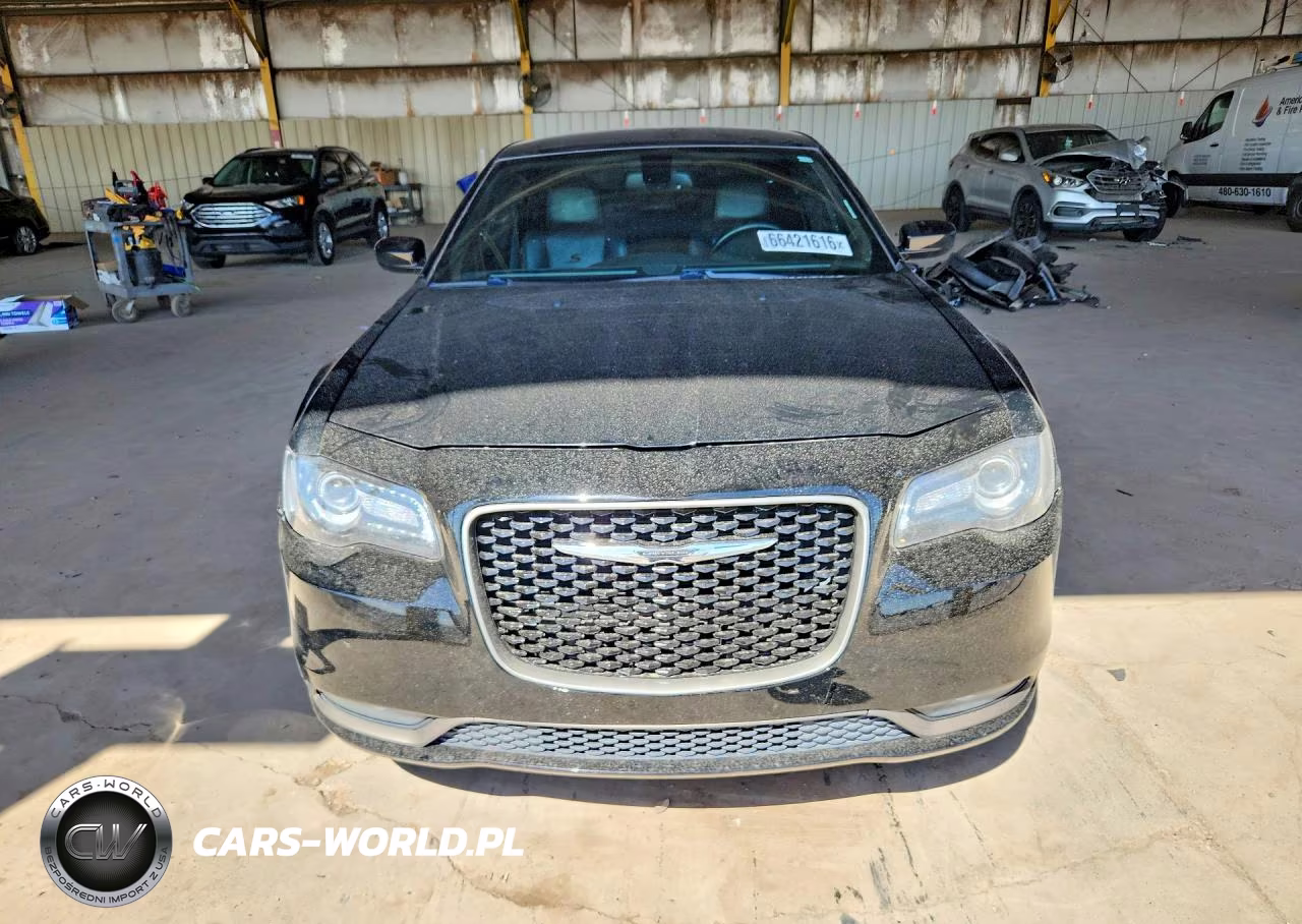 2016 Chrysler 300 S VIN:2C3CCABG3GH261377 - 5