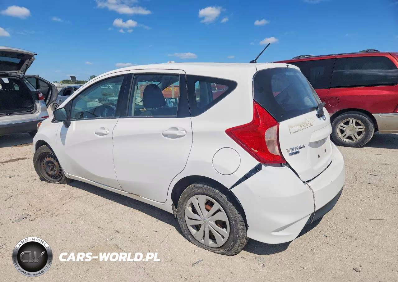 2018 Nissan Versa Note S VIN:3N1CE2CP9JL352374 - 2
