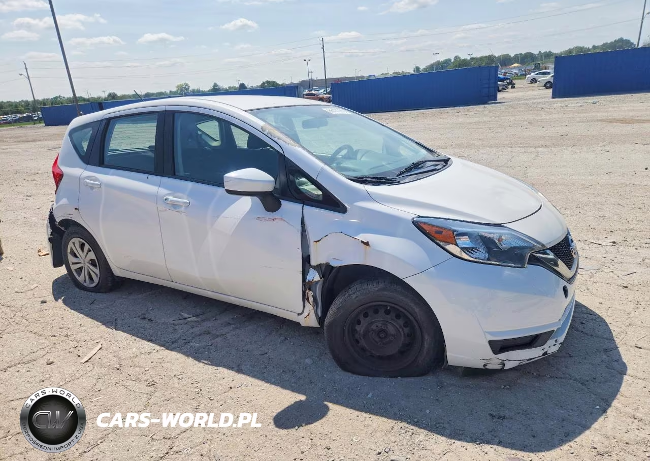 2018 Nissan Versa Note S VIN:3N1CE2CP9JL352374 - 4