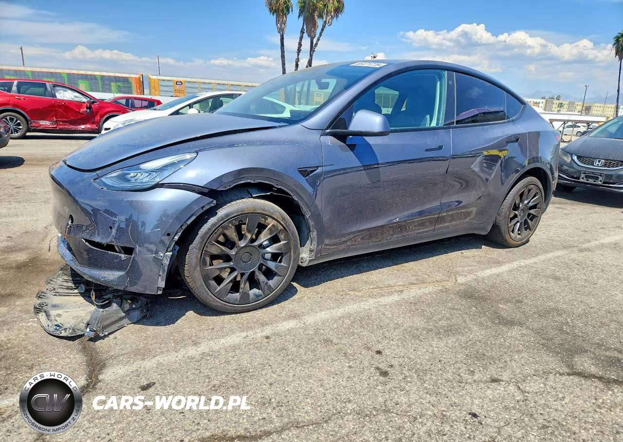 2022 Tesla Model Y VIN:7SAYGDEE7NF512148 - 1
