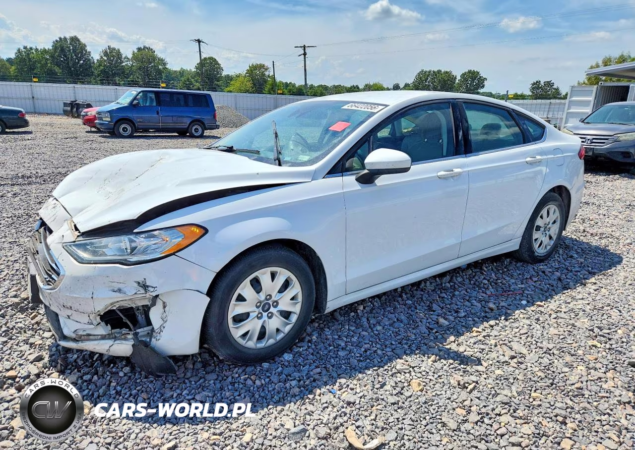 2019 Ford Fusion S VIN:3FA6P0G77KR283871 - 1