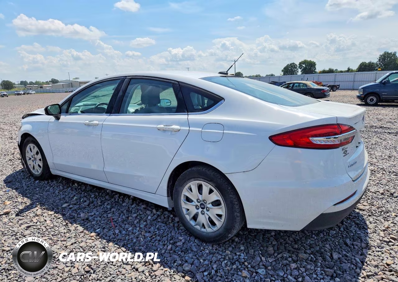 2019 Ford Fusion S VIN:3FA6P0G77KR283871 - 2