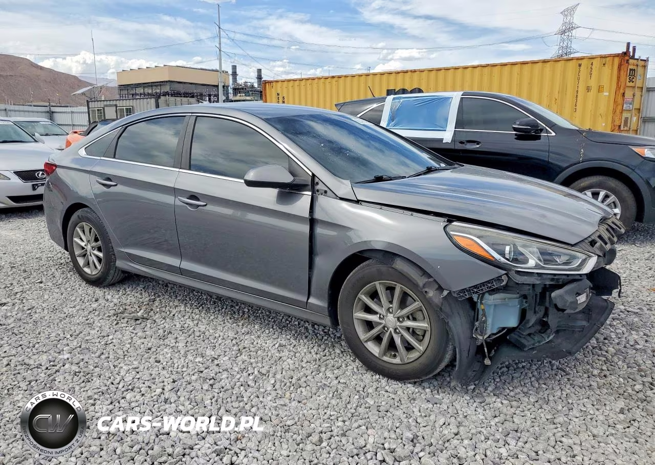 2019 Hyundai Sonata Se VIN:5NPE24AF3KH787879 - 4