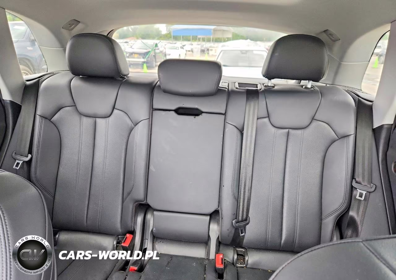 2019 Audi Q5 Premium Plus VIN:WA1BNAFY0K2041369 - 10