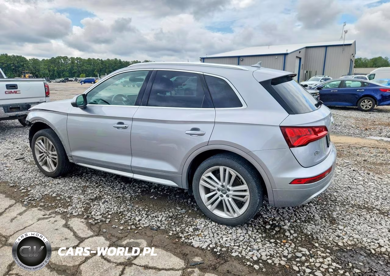2019 Audi Q5 Premium Plus VIN:WA1BNAFY0K2041369 - 2