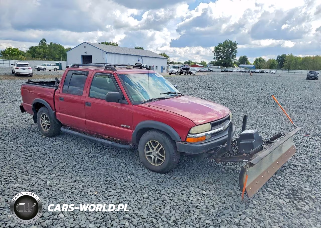 2004 Chevrolet S Truck S10 VIN:1GCDT13XX4K105386 - 4