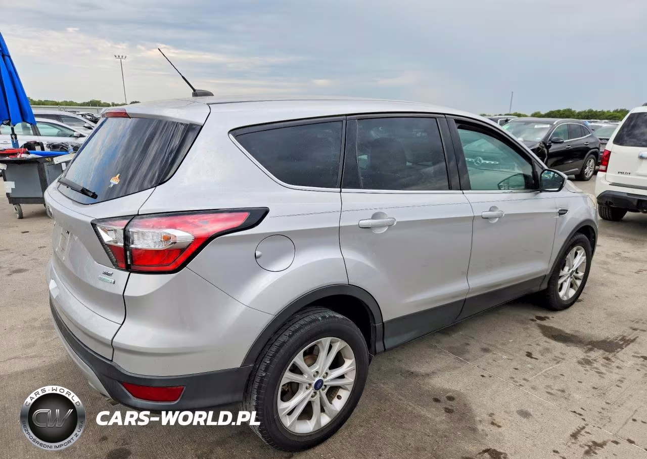 2017 Ford Escape Se VIN:1FMCU0G90HUD44708 - 3