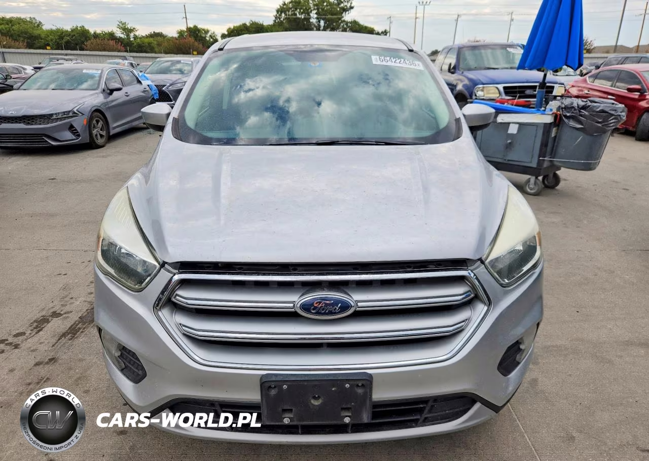2017 Ford Escape Se VIN:1FMCU0G90HUD44708 - 5
