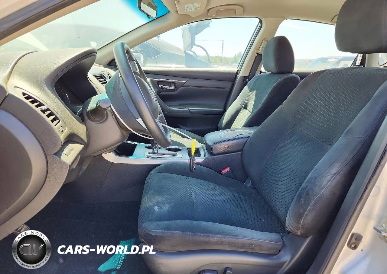 2015 Nissan Altima 2.5 S VIN:1N4AL3AP9FC429370 - 7