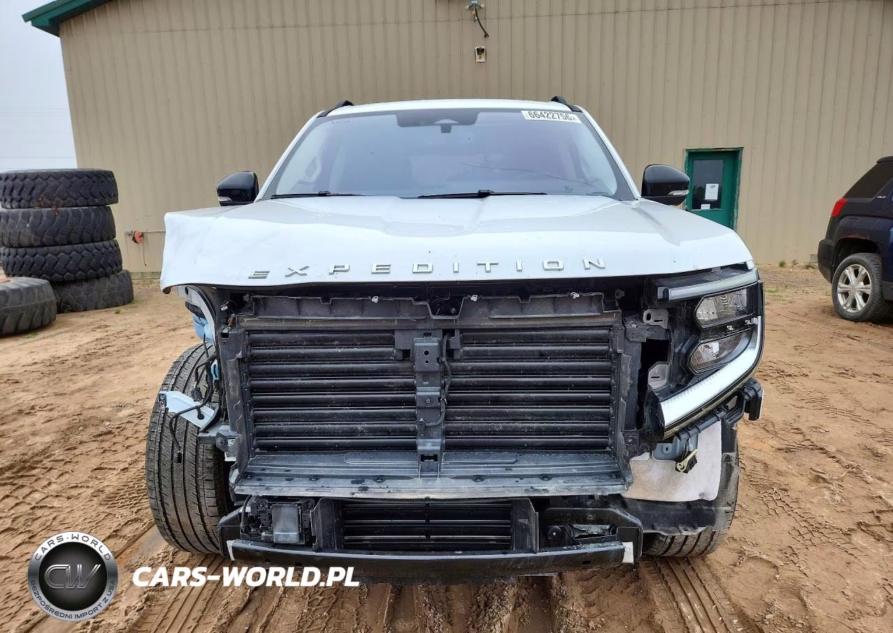 2025 Ford Expedition Platinum VIN:1FMJU1M86SEA33939 - 5