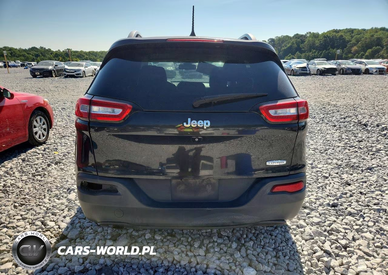 2016 Jeep Cherokee Latitude VIN:1C4PJLCB2GW135269 - 6
