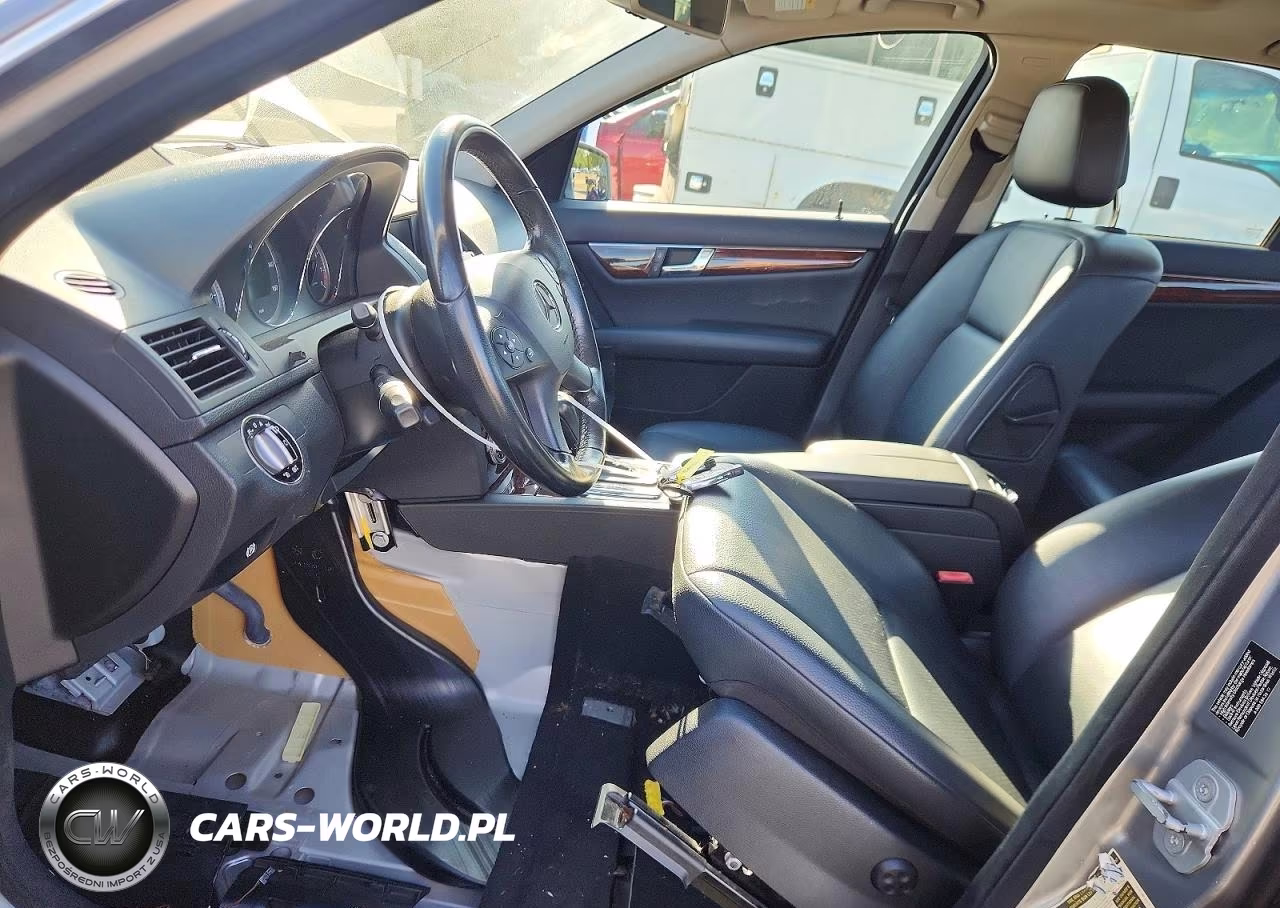 2010 Mercedes-Benz C 300 4Matic VIN:WDDGF8BB1AR118507 - 7