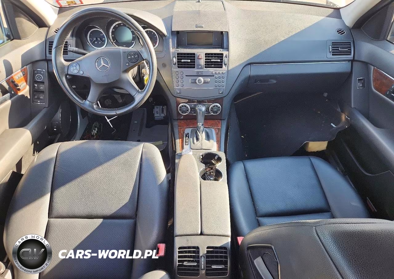 2010 Mercedes-Benz C 300 4Matic VIN:WDDGF8BB1AR118507 - 8