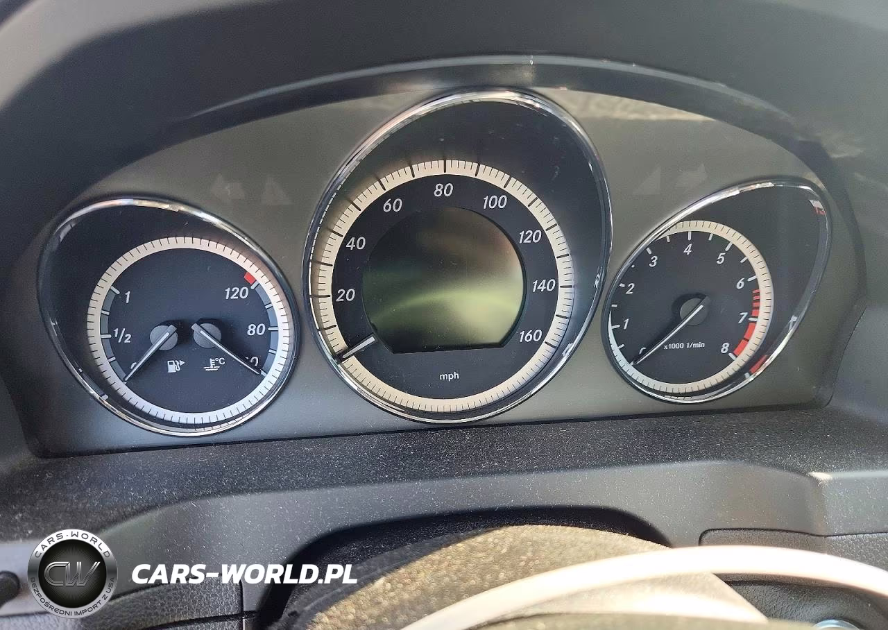 2010 Mercedes-Benz C 300 4Matic VIN:WDDGF8BB1AR118507 - 9