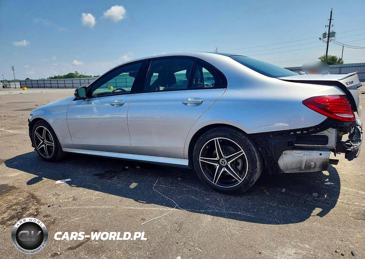 2018 Mercedes-Benz E 300 VIN:WDDZF4JB2JA467208 - 2