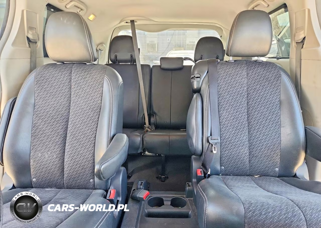 2013 Toyota Sienna Sport VIN:5TDXK3DC8DS313184 - 10