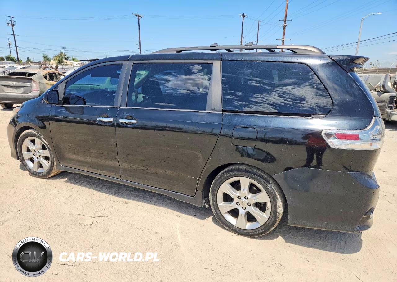 2013 Toyota Sienna Sport VIN:5TDXK3DC8DS313184 - 2