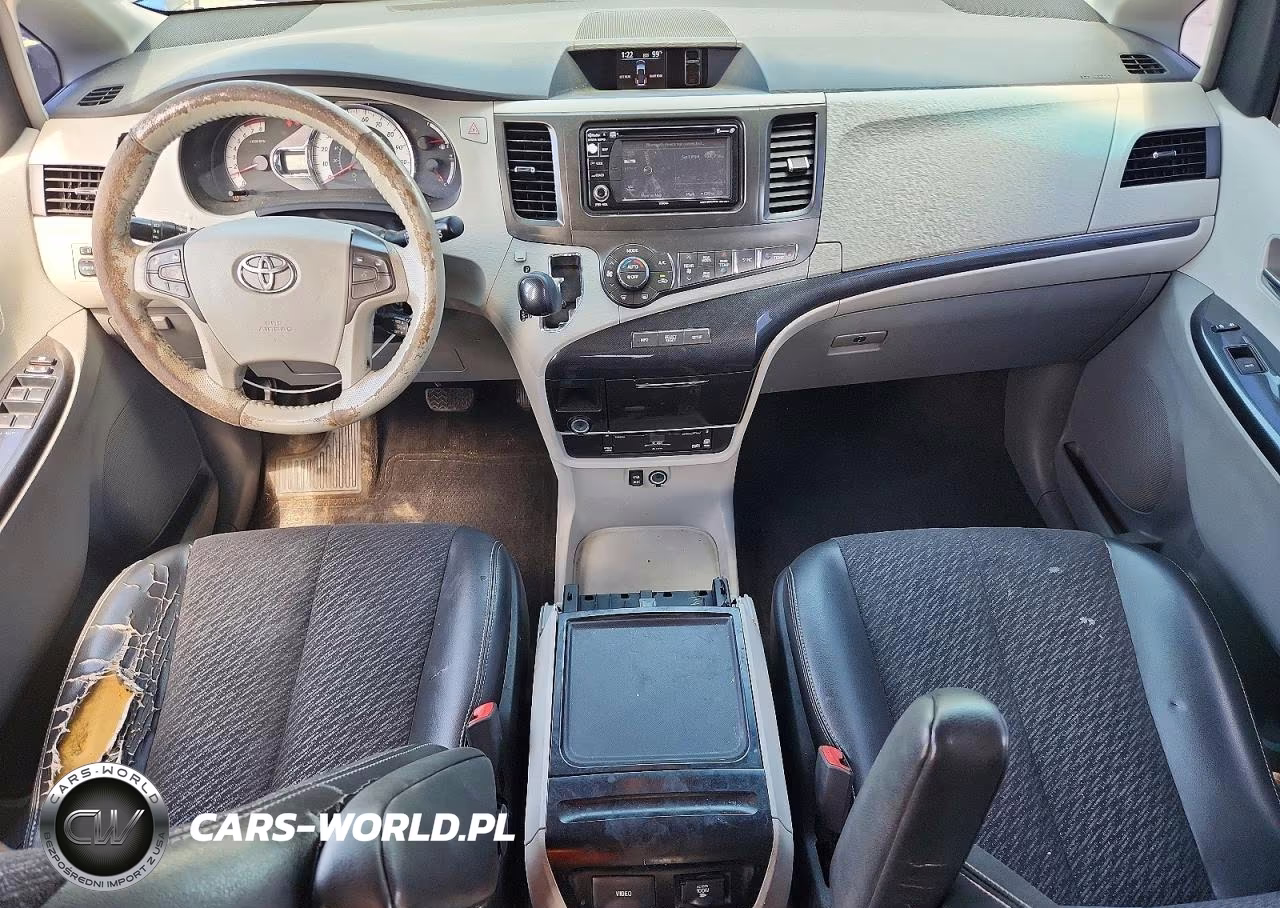 2013 Toyota Sienna Sport VIN:5TDXK3DC8DS313184 - 8